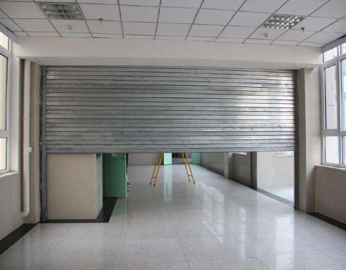 空降門